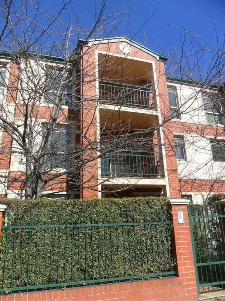 Box Hill Studio Apartment 2 エクステリア 写真