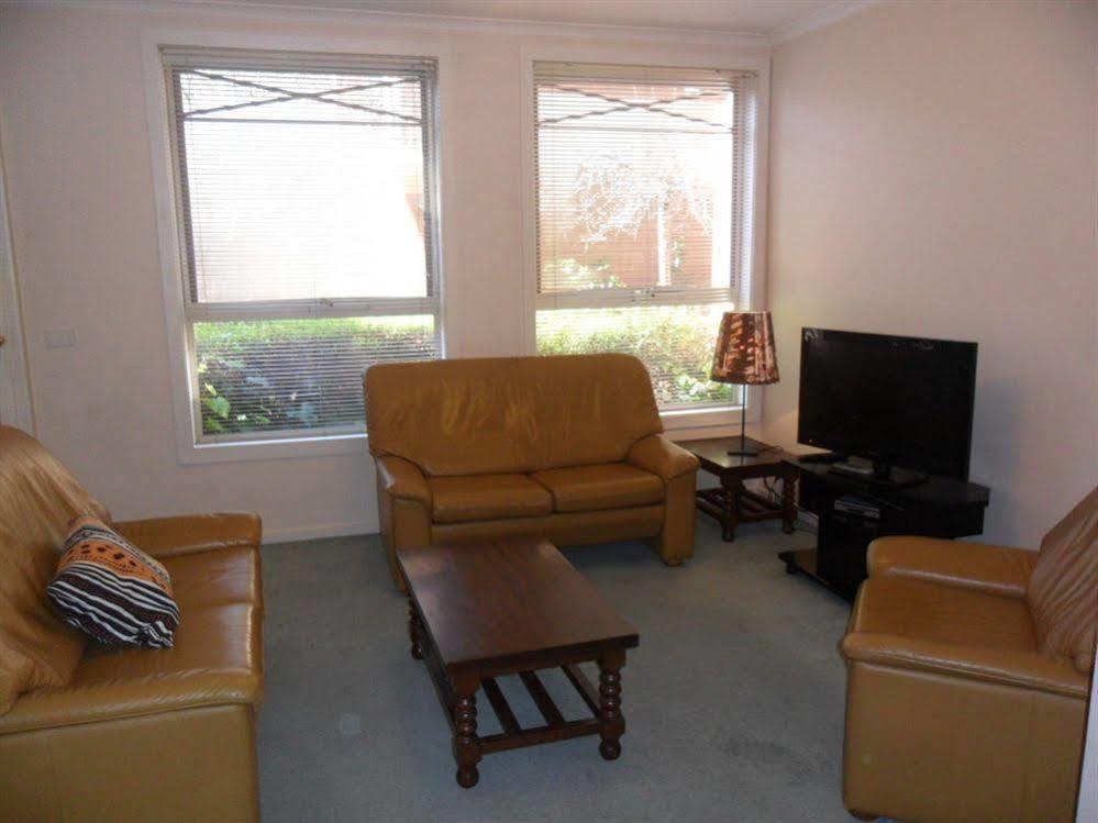 Box Hill Studio Apartment 2 エクステリア 写真