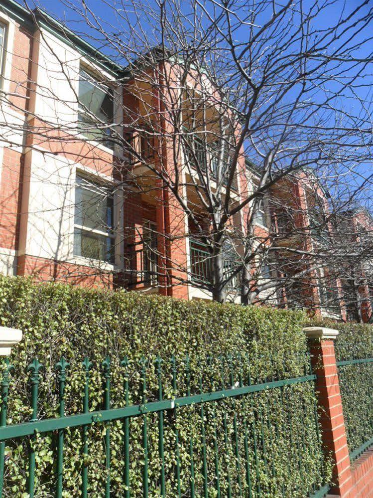 Box Hill Studio Apartment 2 エクステリア 写真