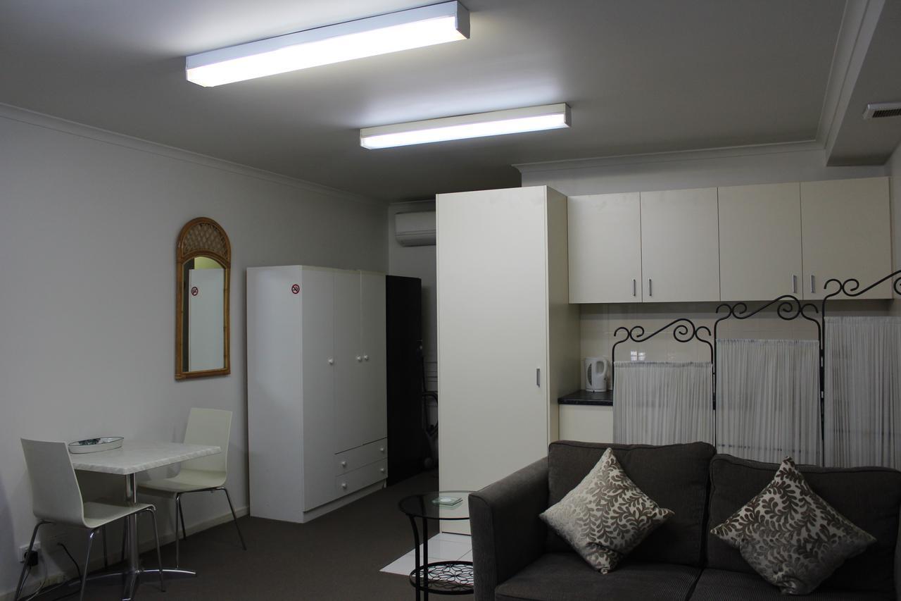 Box Hill Studio Apartment 2 エクステリア 写真