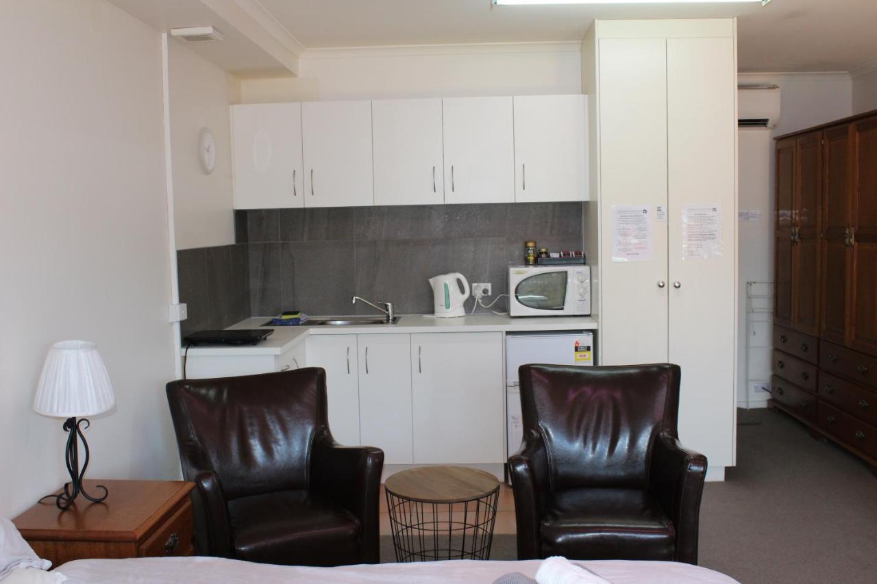 Box Hill Studio Apartment 2 エクステリア 写真